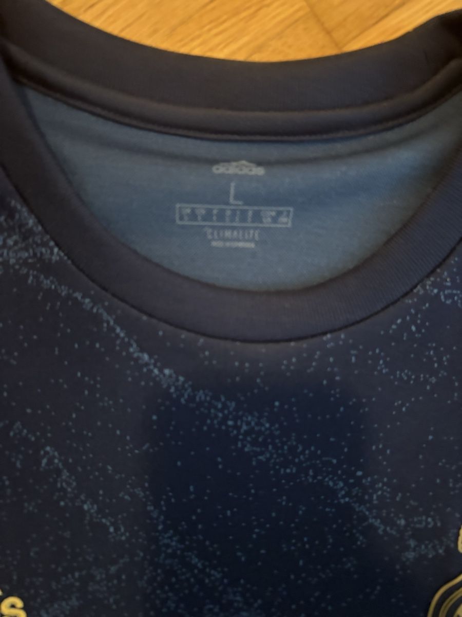 Adidas Canottiere & Pantaloni: Real Madrid Trikot Valverde – Usato da Zürich venduto da ChampShirts 6
