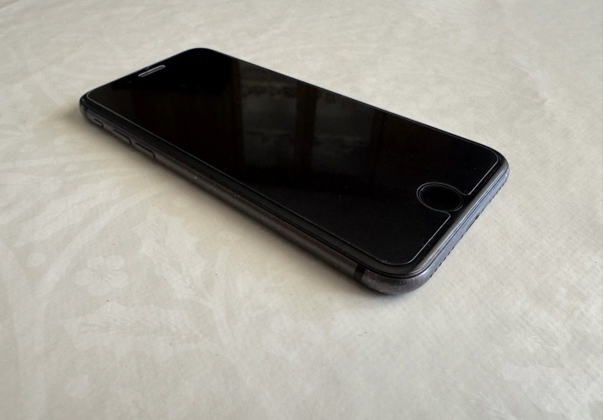 Apple Telefoni cellulari / Smartphones: iPhone 8 64GB – Usato da Zürich venduto da MaSte 4