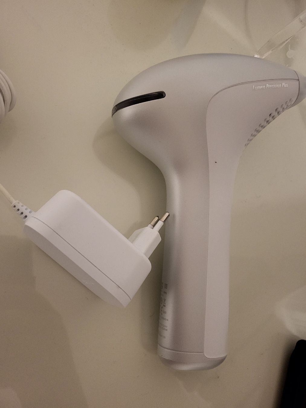 Philips Epilateurs: Philips Lumea Precision Plus Haarentfernungsgerät weiss – D'occasion à Flawil par Hamdia12 4