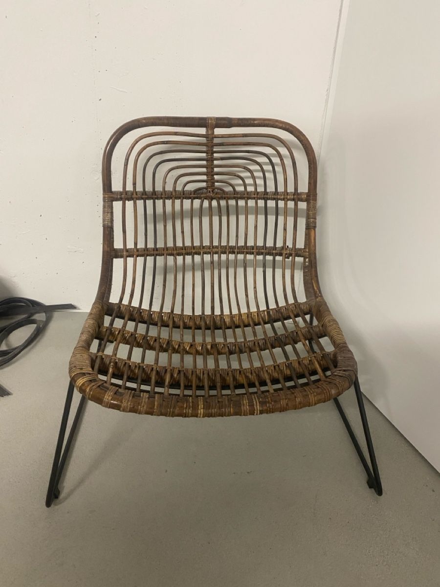 Poltrone: Rattan Sessel mit Metallbeinen – Usato da Saland venduto da newalphabet 1