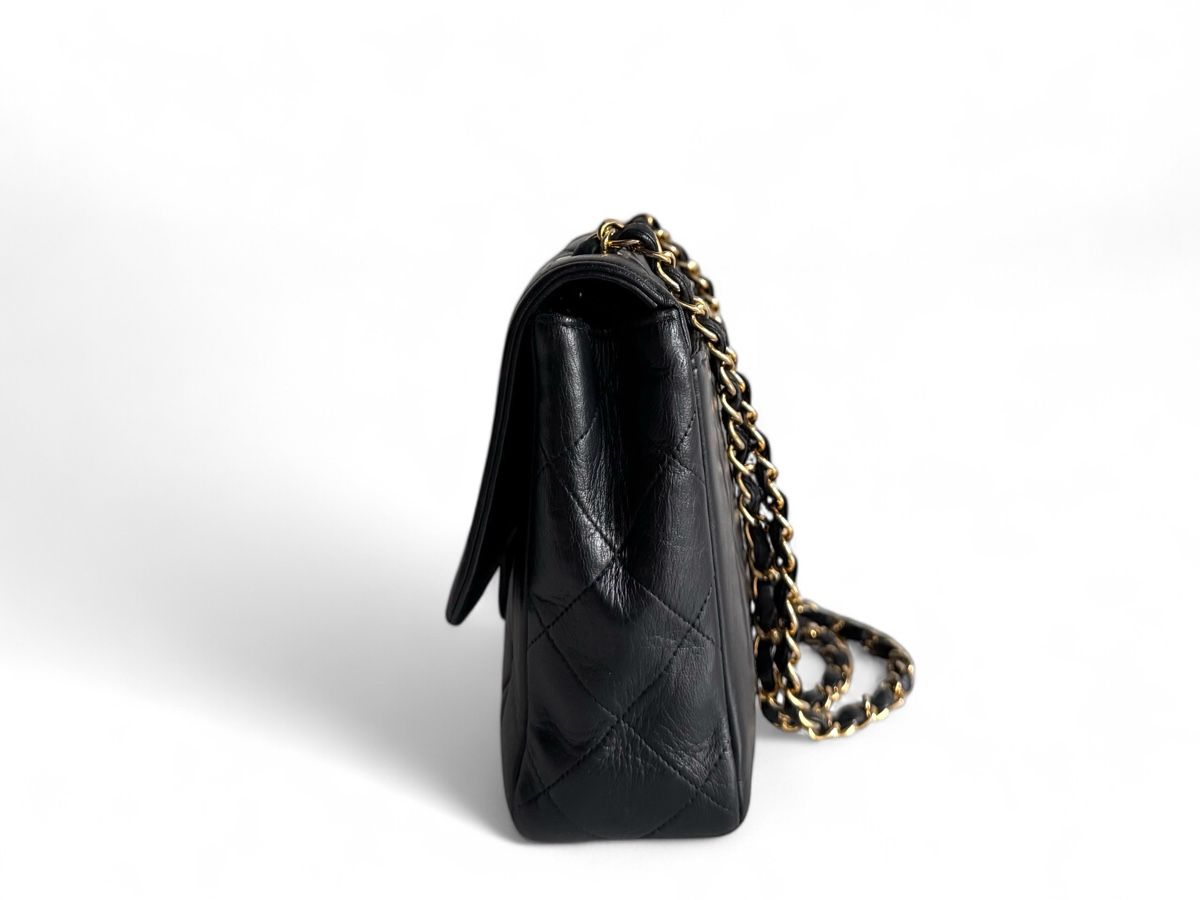 Chanel Taschen für Damen: CHANEL Lambskin Quilted Medium Single Flap Tasche – Gebraucht aus Kriens von hannaandkiko 2