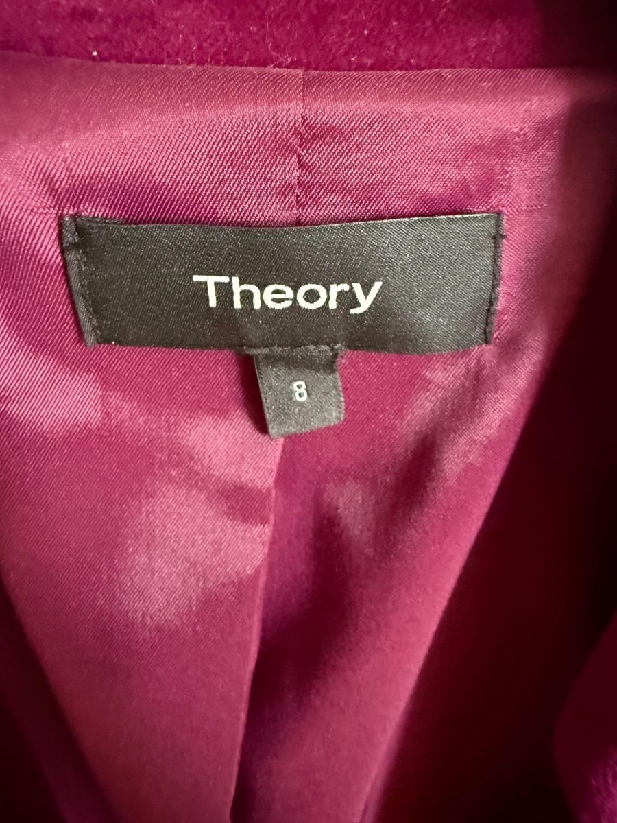 Theory Giacche: Theory Blazer in gr.36 – Nuovo (secondo la descrizione) da Herrliberg venduto da Belle_noel91 2