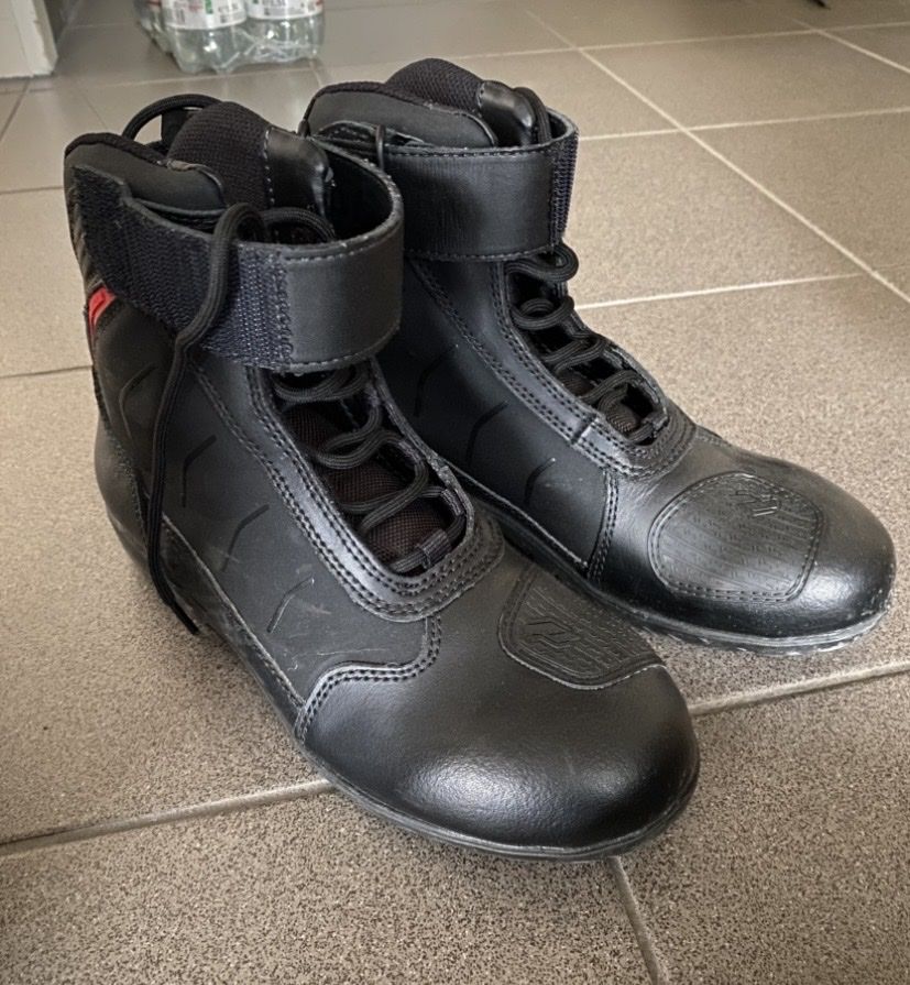 Scarpe da donna: Motorradschuhe Damen Grösse 39 pro Biker – Usato da Reinach BL venduto da est_9x65 2