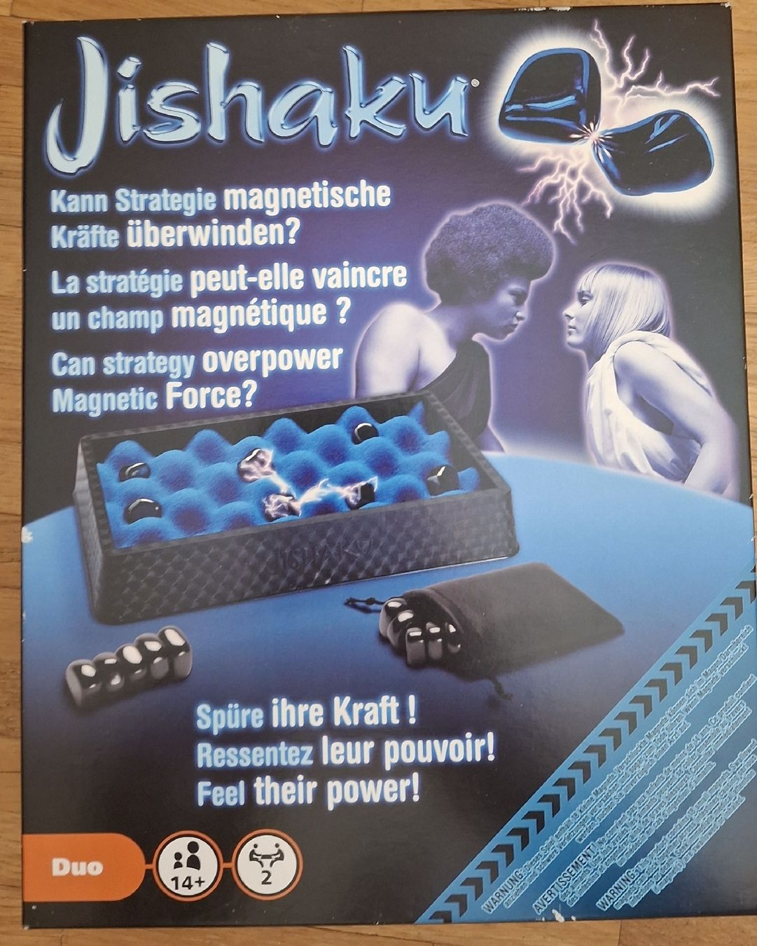 Giochi: Jishaku Magnetic Force Game - Fun Strategy Game – Usato da Genève venduto da alberts_reisons