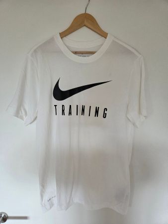 Nike Dri-FIT Training T-Shirt Weiss S BQ3677-100