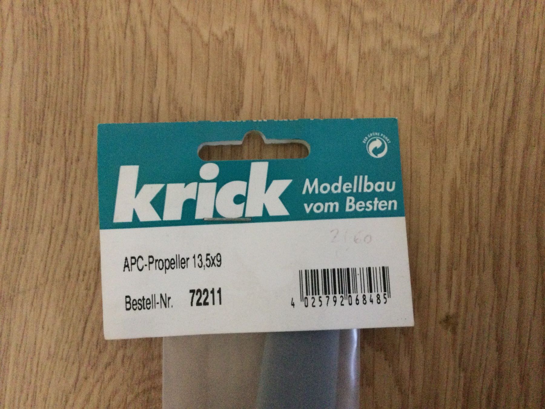Modellismo RC: Hélice APC 13.5x9 – Nuovo e nell'imballaggio originale da Yvonand venduto da Li_poch 1