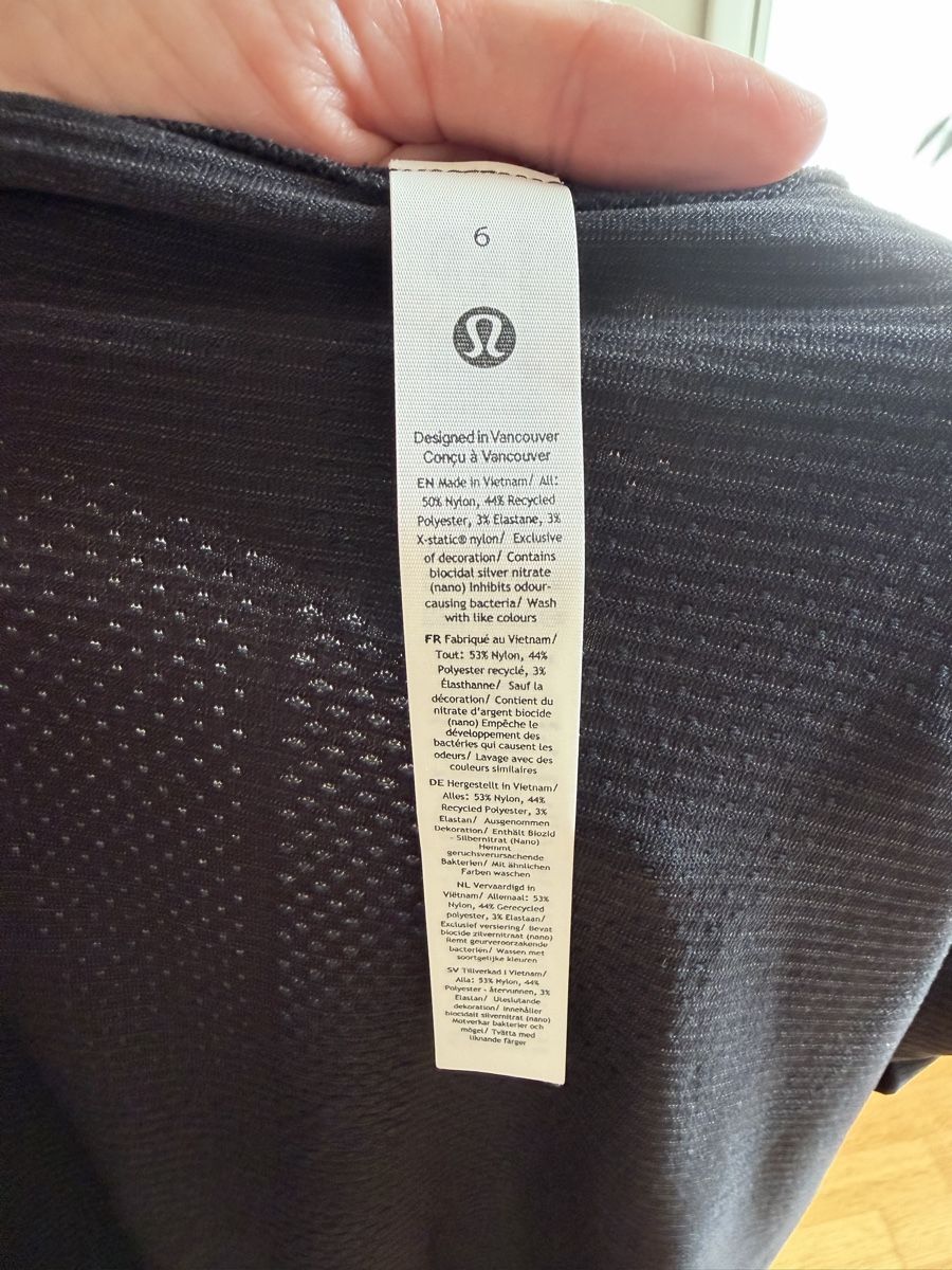 Lululemon T-Shirts: Lululemon T-Shirt – Gebraucht aus Thun von mir_8tjd 5