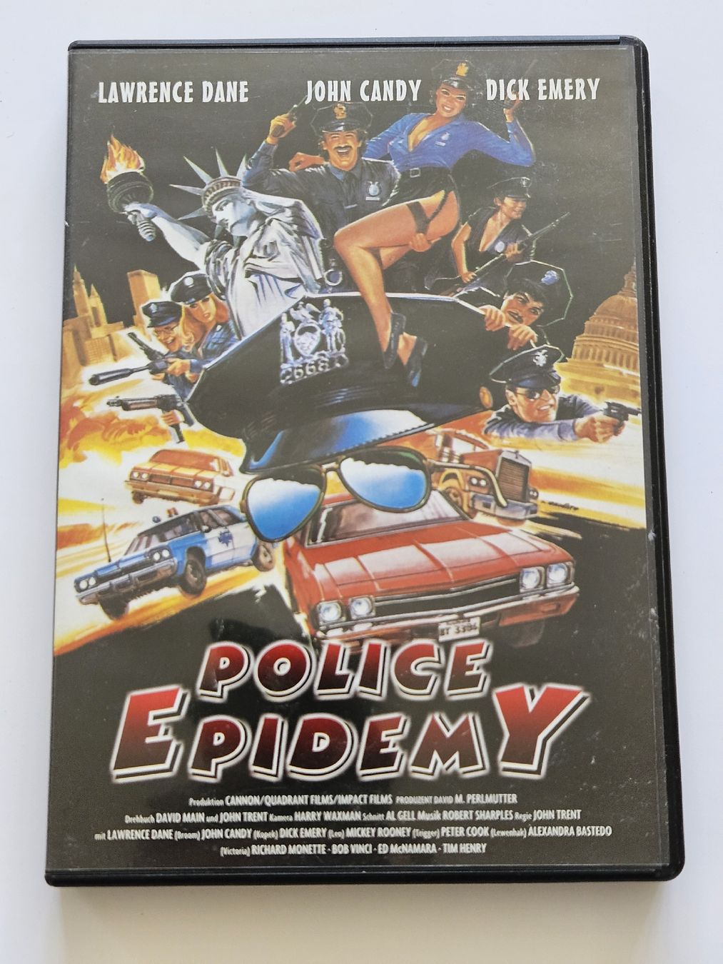 Alle DVDs: DVD Police Epidemy, Lawrence Dane & John Candy – Gebraucht aus Oberdorf BL von BaldenEagle