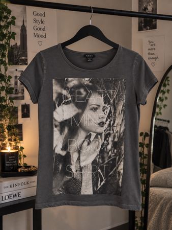 Damen T-Shirt Amisu mit Print grau Grösse XL aber wie ein S