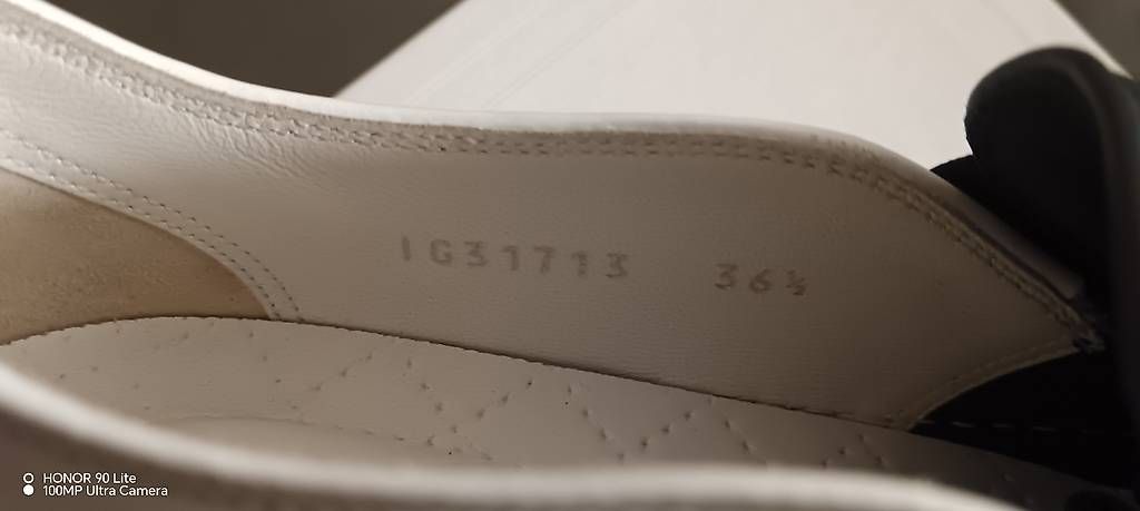 Chaussures femmes: Baskets Slip on Chanel comme neuves – D'occasion à Genève par car_9qm9 2