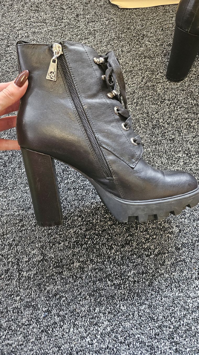 Scarpe da donna: Stiefeln – Nuovo (secondo la descrizione) da Mauren venduto da ehr_5cy6 5