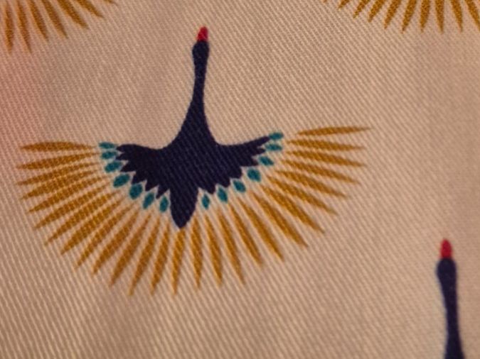 Camicette: Damenbluse mit Vogelmuster – Usato da Zürich venduto da nam_2qzq 6