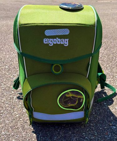 ergobag Ranzen Grösse M Gruen gebraucht guter Zustand