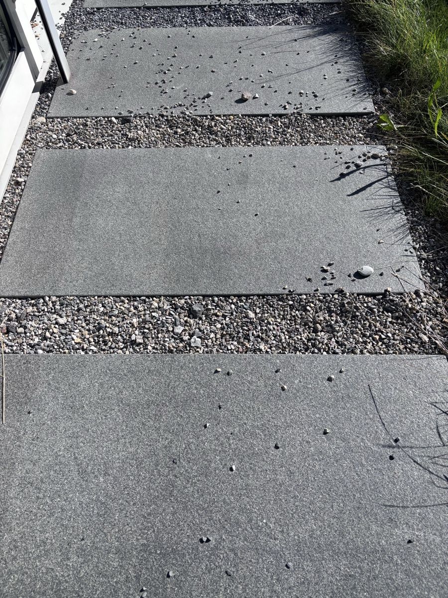 Rivestimenti per pavimenti: China Granit Platten 21 Stück – Usato da Mörschwil venduto da Mibasel