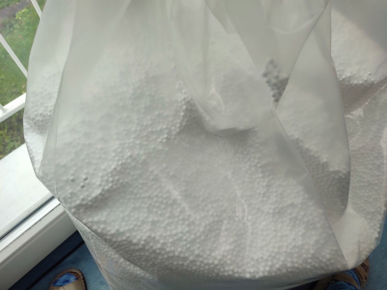 Füllmaterial: 1 Sack Kügelchen aus expandierten Polystyrol – Neu (gemäss Beschreibung) aus Langnau am Albis von Evi2009 1