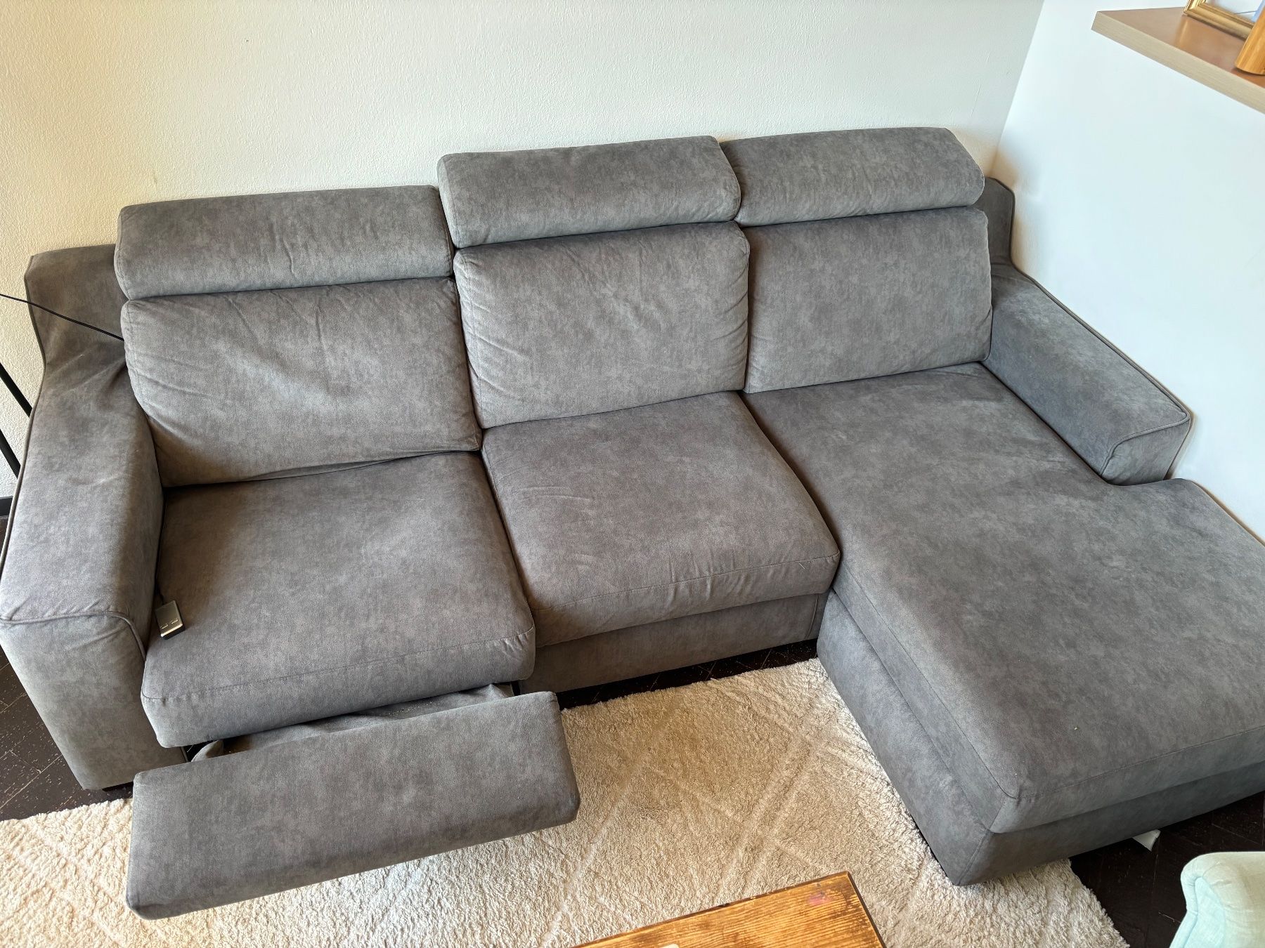 Divani: Canapé d’angle Poltronesofa avec relax électrique – Usato da Marly venduto da ama_99dk 1