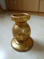 goldiger Kerzenständer