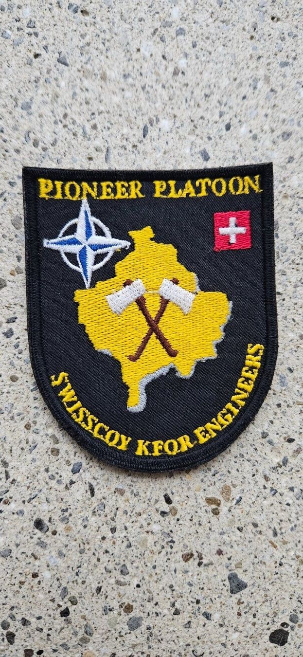 Schweizer Armee Placchette & Badge: *** Swisscoy Badge mit Klett *** – Nuovo e nell'imballaggio originale da Riedholz venduto da fr_sIruP