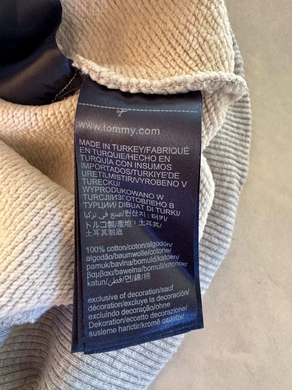 Tommy Hilfiger Maglioni & Felpe: Tommy Jeans Pullover, Gr. M, Grau, Top Zustand! – Usato da Hergiswil NW venduto da kaufe_bei_kaufmann 7