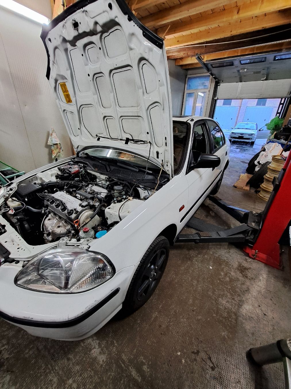 Honda Automobili: Honda Civic 1.5i LS V-tec – Usato da Les Valettes venduto da mor_7ww2 4