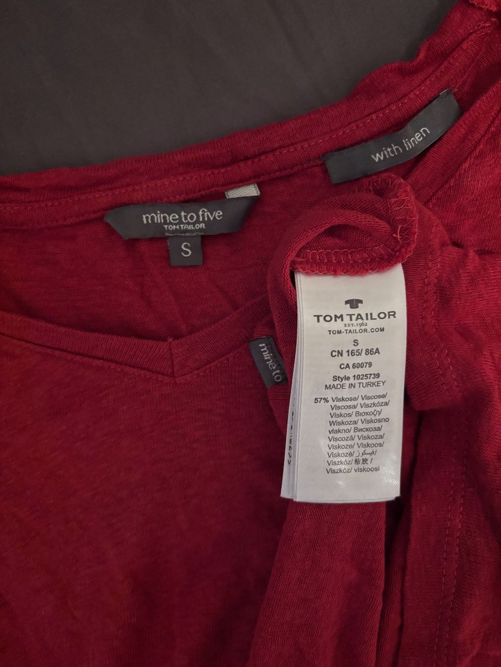Tom Tailor T-shirt: Tom Tailor red shirt – Nuovo (secondo la descrizione) da Airolo venduto da Eli90A 1