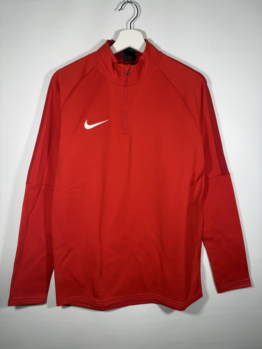 Nike Pulls & Sweat-shirts: Nike Langarmshirt M – Neuf avec emballage d'origine à Mühledorf BE par ericgrunder_12