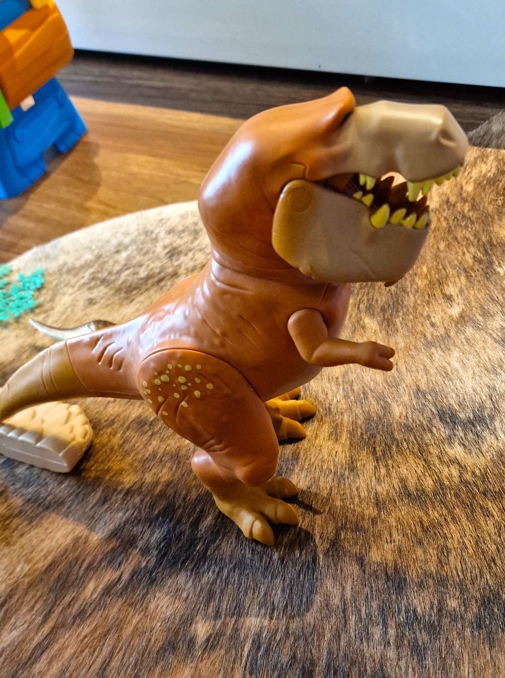 Giocattoli: Dino Spielzeug Set – Usato da Hombrechtikon venduto da MalgorzataJ 2