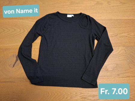 Langarmshirt schwarz Gr. 134/140 v. Name it (wenig getragen)