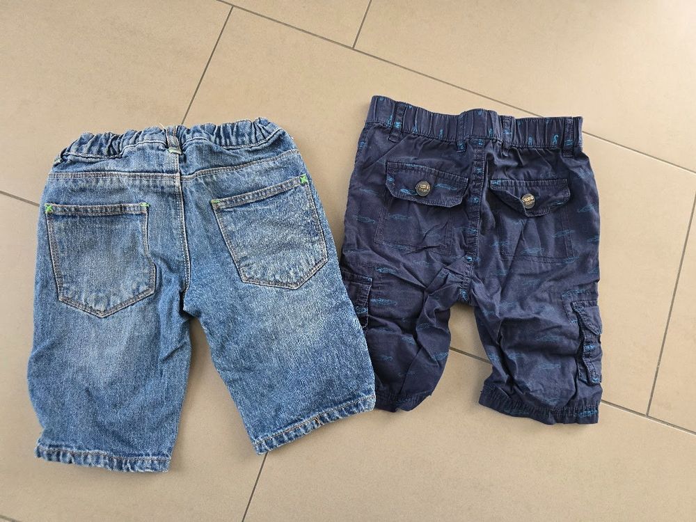 Pantalons: 2 schöne kurze Hosen für 3-4 Jährige – D'occasion à Buchberg par Kyra2009 3