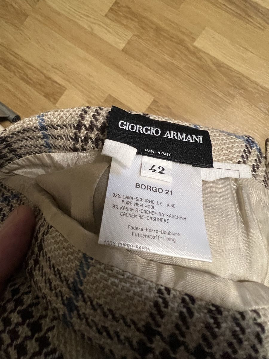 Armani Completi & Tailleur: Frauen Anzug Giorgio Armani – Usato da Männedorf venduto da mbjs 5