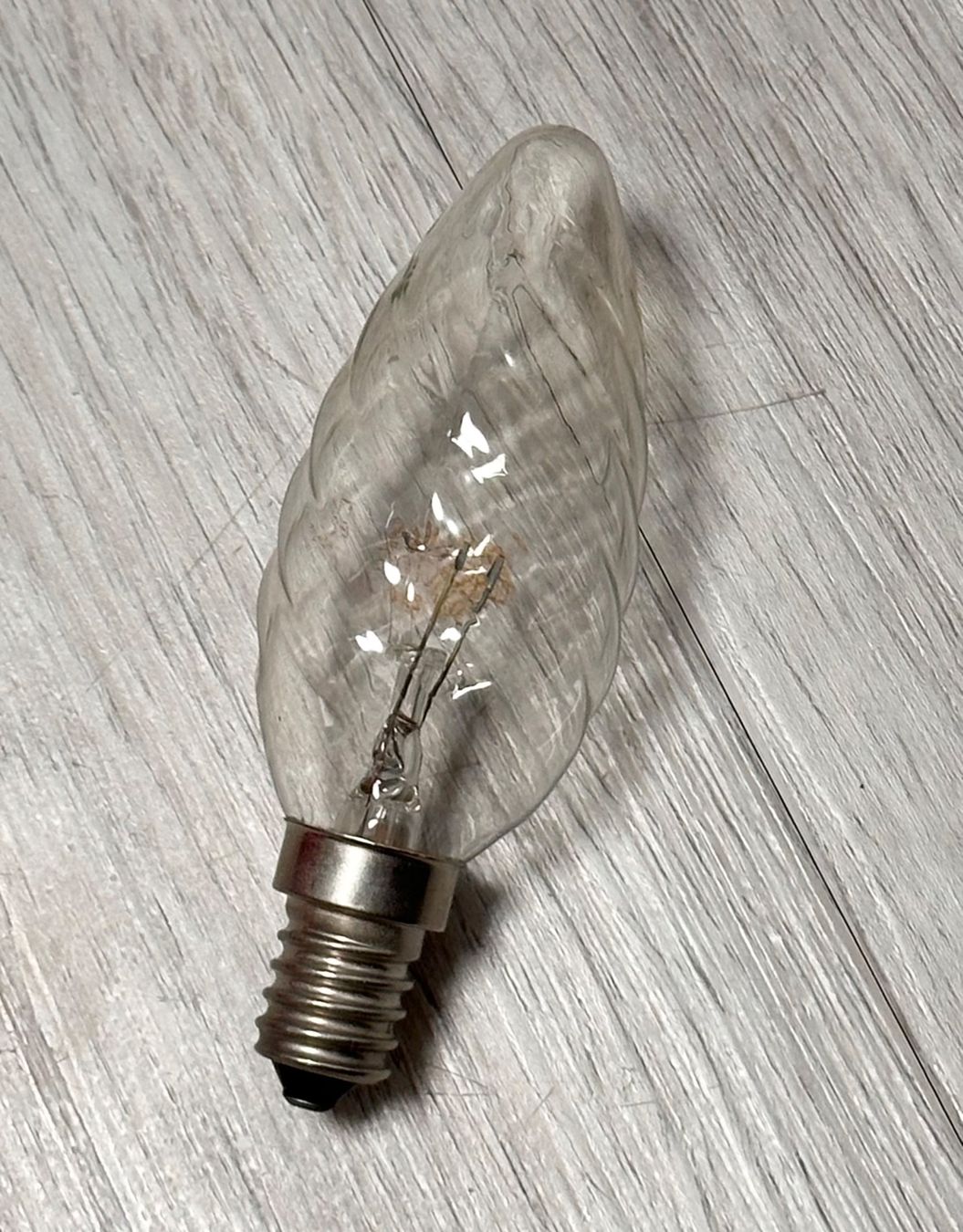 Kronleuchter & Deckenlampen: Zinnfarbener Kronleuchter Ritter Style – Gebraucht aus Rickenbach b. Wil von sunneschii_ 7
