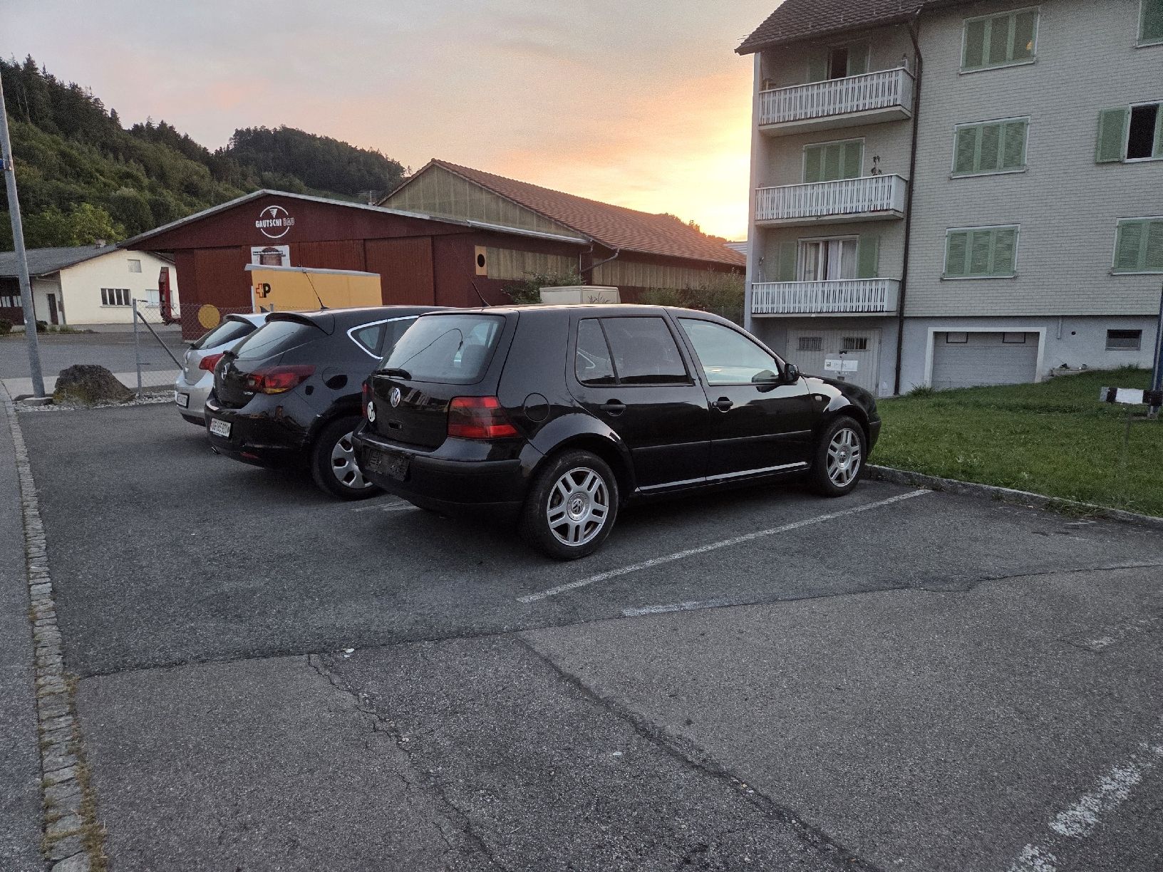 VW Automobili: golf 4 1.8 4motion 4x4 – Usato da St. Margrethen SG venduto da sem_b6s2 3