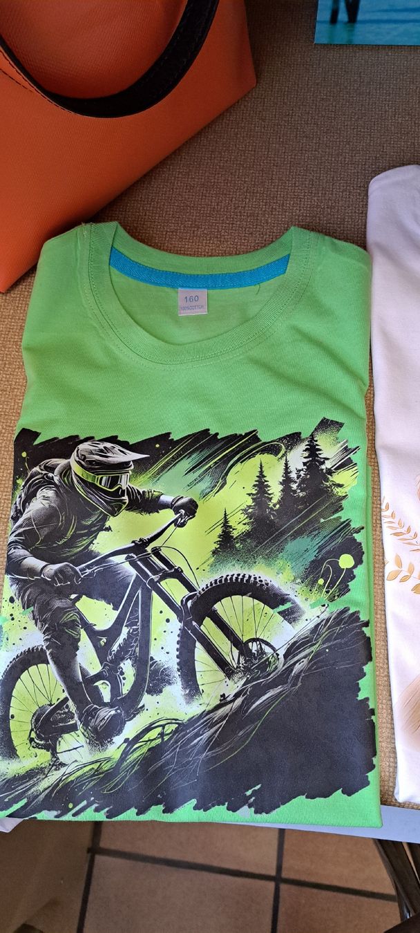 T-shirt: T-Shirts – Nuovo e nell'imballaggio originale da Rothenthurm venduto da dudli84 5