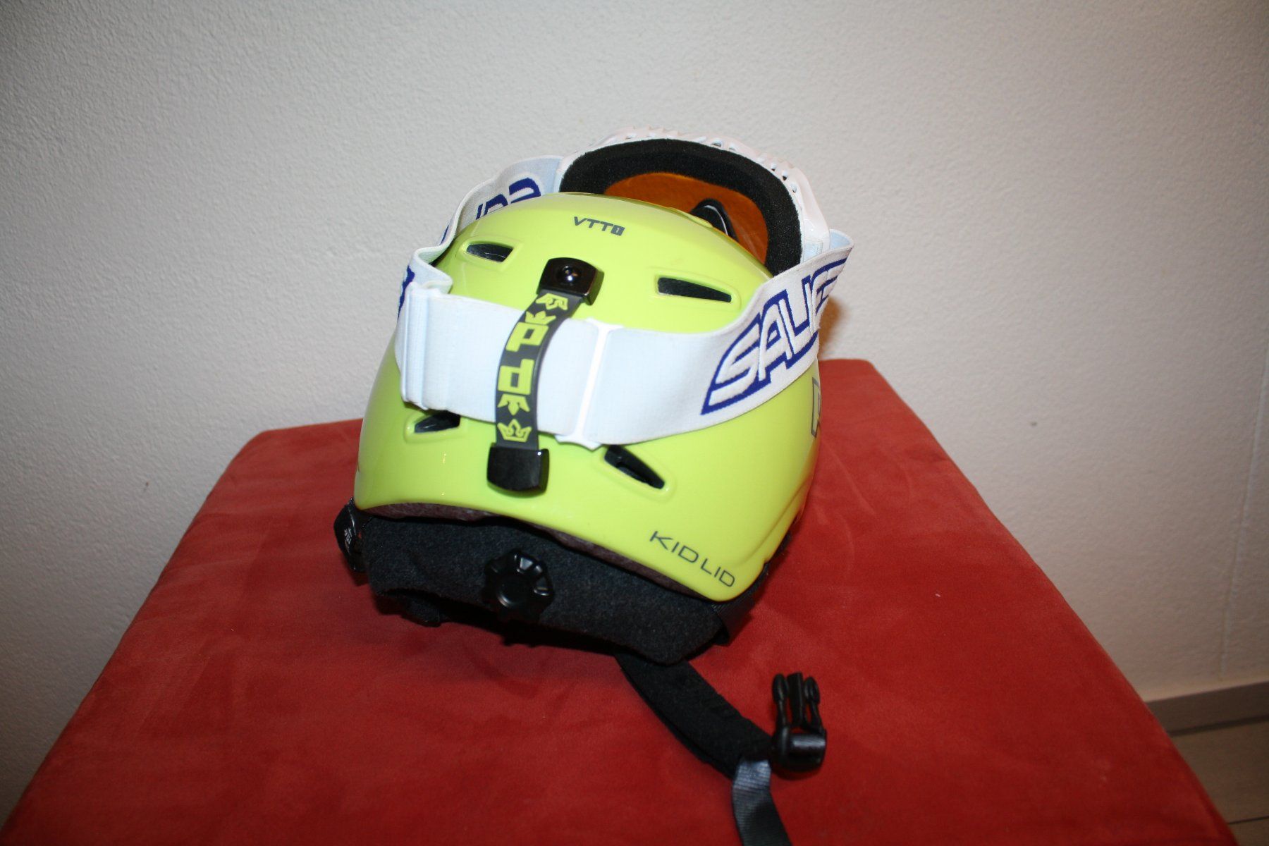 Caschi: Kinderski Helm Pret – Usato da Buchrain venduto da Donatello4 2