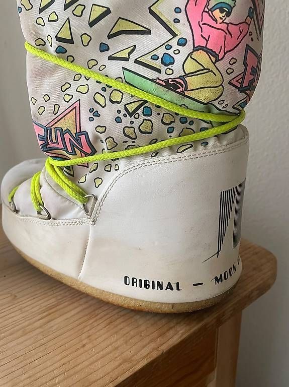 Moon Boot Damenschuhe: MOON BOOT FUN NY ORIGINAL, Grösse 39/41 – Gebraucht aus Küssnacht am Rigi von CALIFRASQUI 2