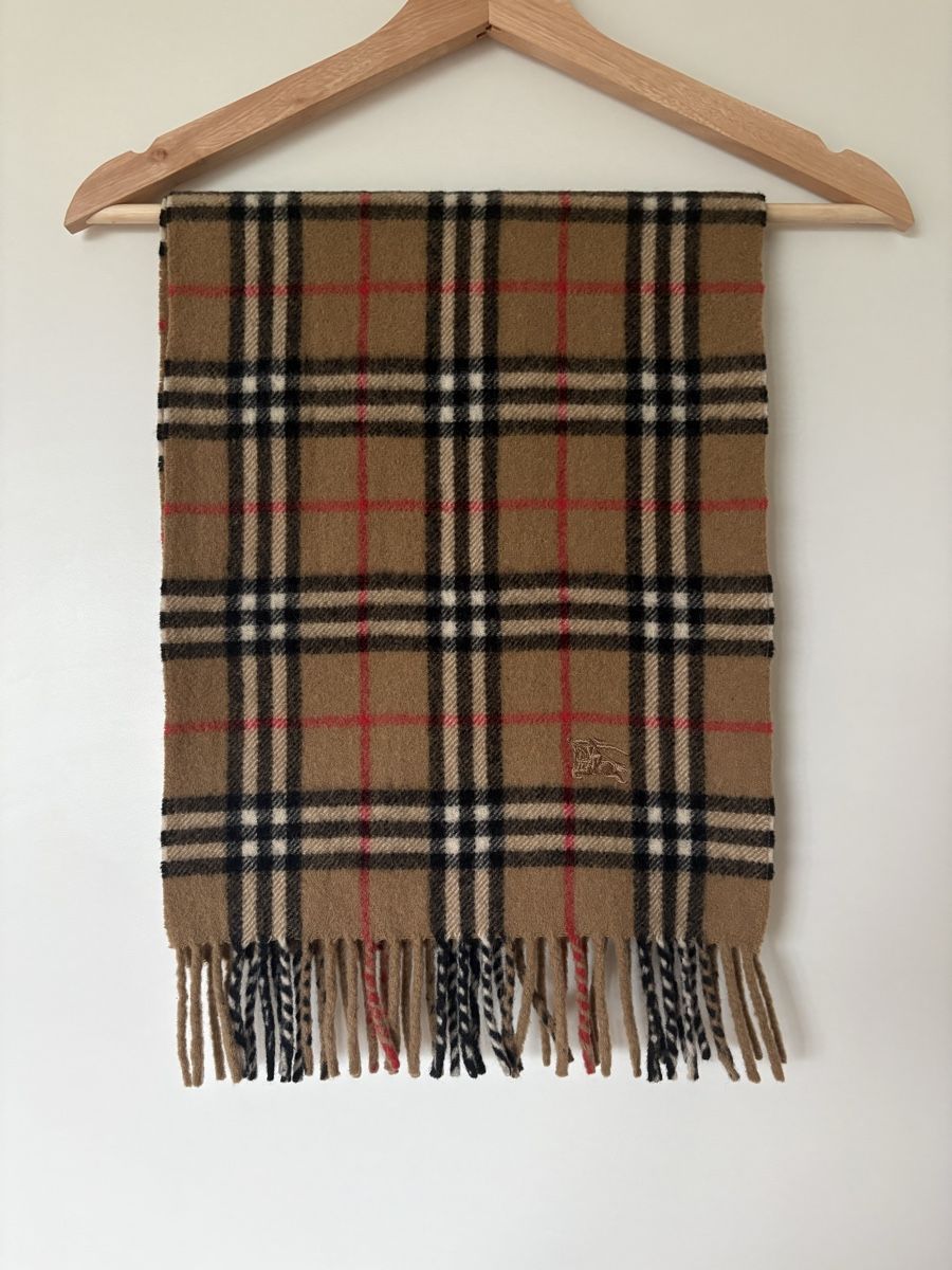 Burberry Foulard & Sciarpe: Burberry Schal  – Usato da Rotkreuz venduto da Vintage_lover1