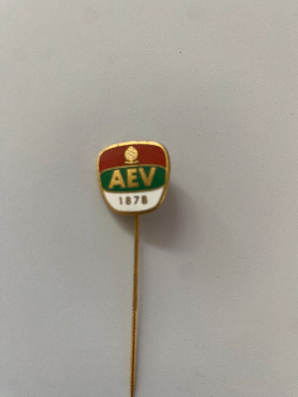 Placchette & Badge: Diverse Eishockey Anstecker, Vintage – Usato da Gümligen venduto da Vicky2 4