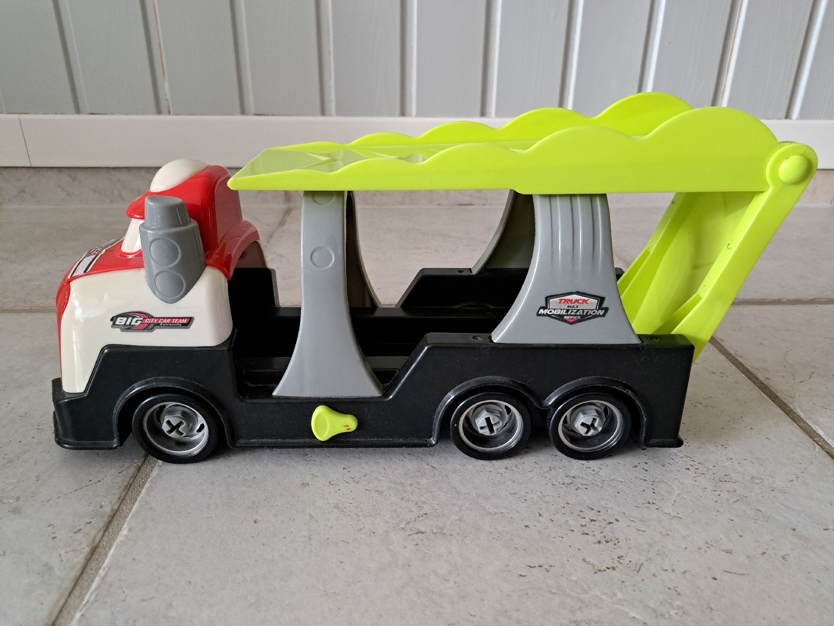 Giocattoli: Lastwagen mit Sound – Usato da Seuzach venduto da nadine.baur84 5