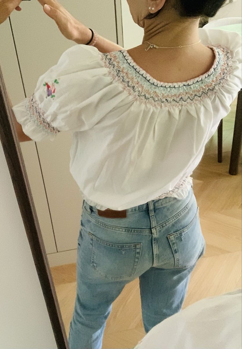 Camicette, T-shirt & Top: Embroidered summer Top XS/34 – Usato da Zürich venduto da Angela_Fashion_Lover 1