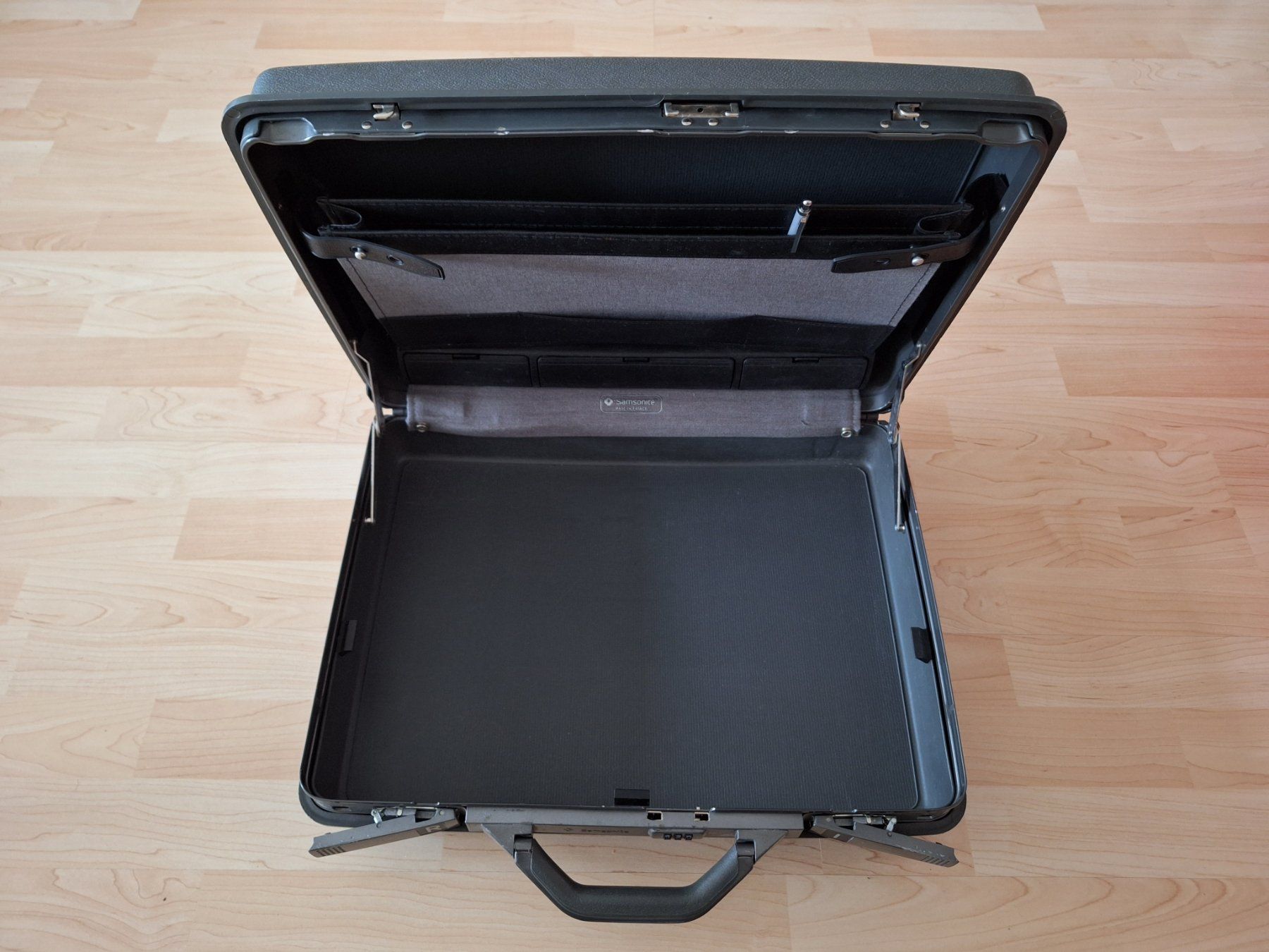 Samsonite Valigie & Borse: Aktenkoffer SAMSONITE vintage – Usato da Gossau ZH venduto da SwissJapan 2