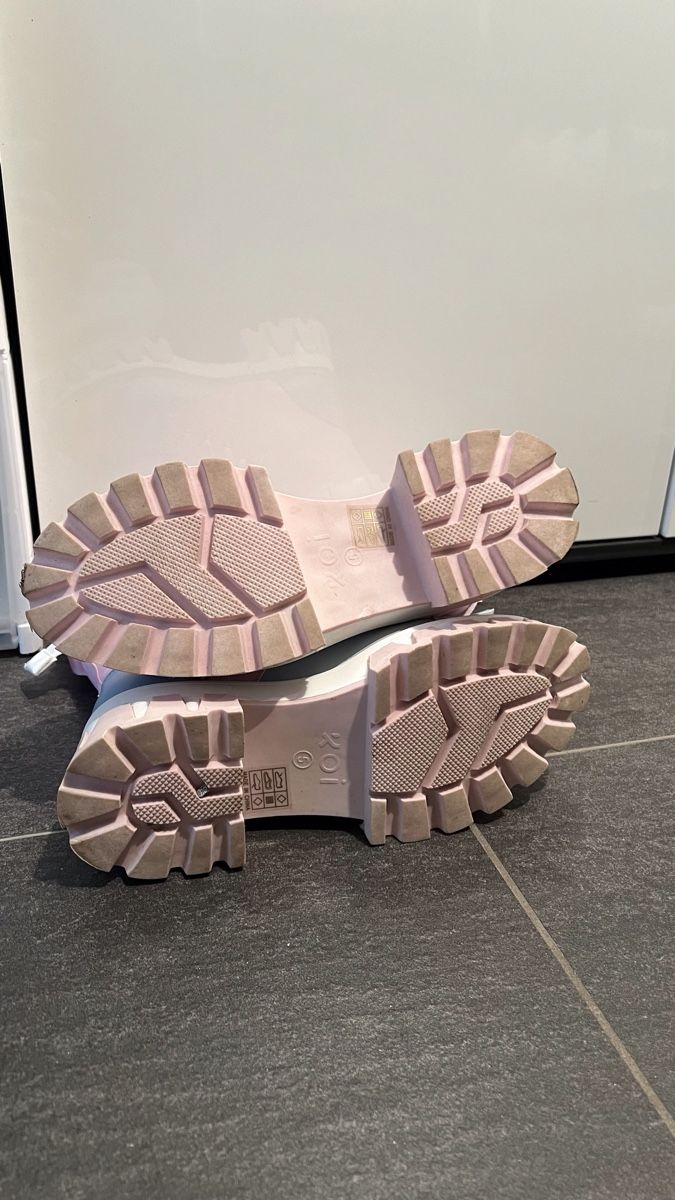 Scarpe da donna: Herbstschuhe farbig – Usato da Sirnach venduto da Famisa 4