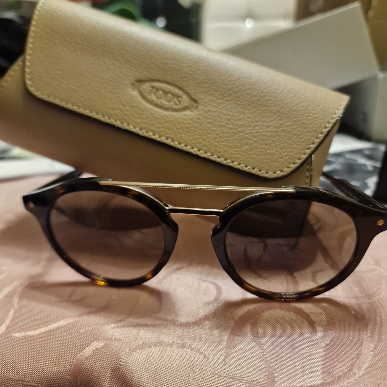 Tod'S Brillen & Gläser: Tod's Sonnenbrille TO0268/S 52K – Neu und originalverpackt aus Oftringen von xRazer 3