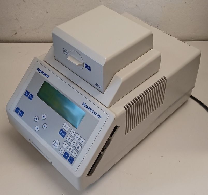 Accessori da laboratorio: Eppendorf Mastercycler 5334 Thermal Cycler - 384 – Usato da Niederdorf venduto da LeptonAG_Labor