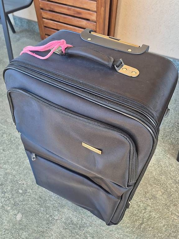 Valises de voyage: Valise  – D'occasion à Thônex par Jeff1006 1
