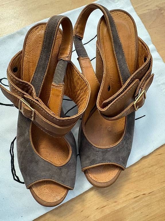 Chie Mihara Scarpe da donna: Peep-Toes von Chie Mihara Gr. 36.5 – Usato da Willisau venduto da ani_gtk8 1