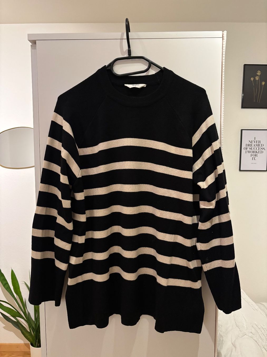 Maglioni & Felpe: Strickpulli schwar und beige gestreift – Usato da Zürich venduto da hue_82qd