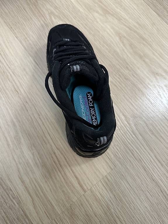 Skechers Damenschuhe: Neue Skechers Sneaker mit Memory Foam Gr. 35 – Gebraucht aus Gattikon von tanja051 2