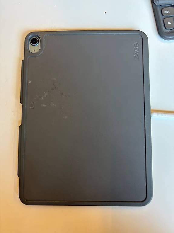 Apple Tablet PC: iPad Air 5 génération 256 Go Bleu + Apple Pencil2 + Clavier – Usato da Vionnaz venduto da mar_7ypv 3