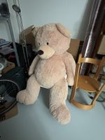 Grosser Teddybär