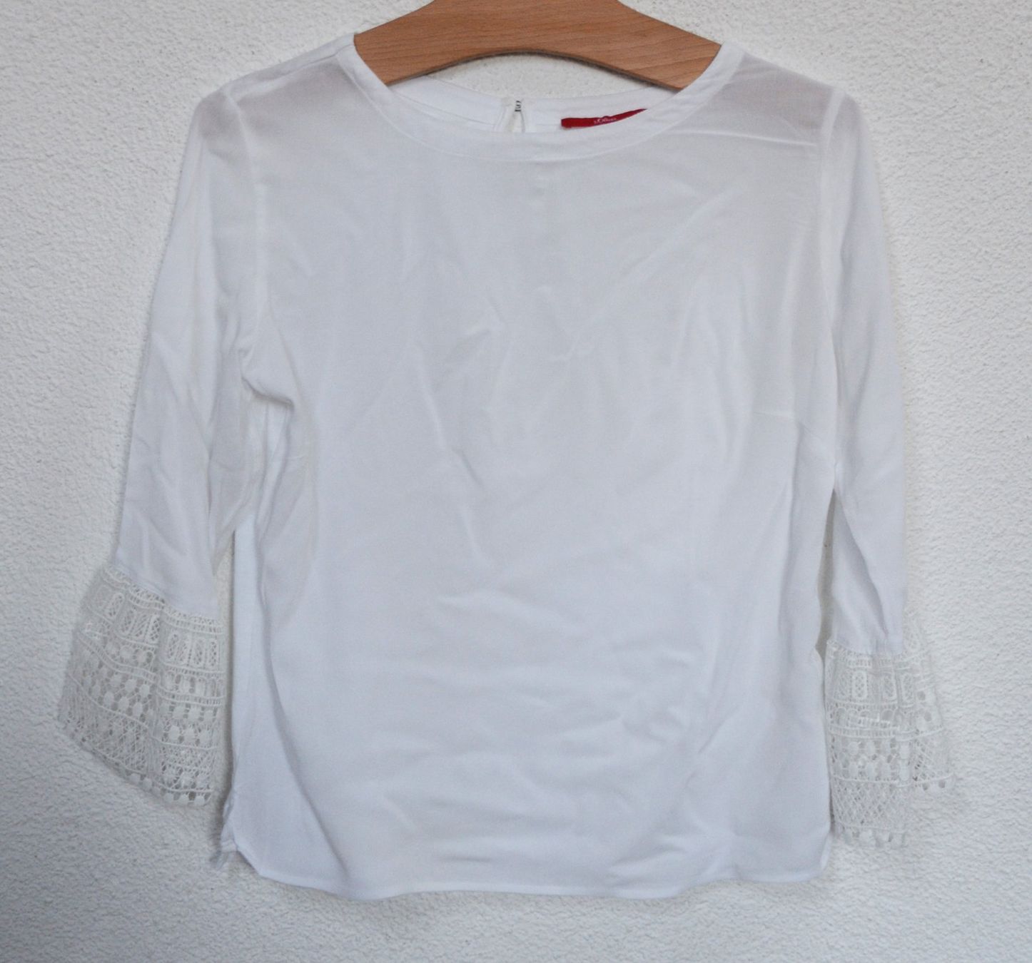 S.Oliver Camicette: Weisse 3/4 Arm-Bluse von s.Oliver, Grösse 36 – Usato da Niederhasli venduto da littledrop 1